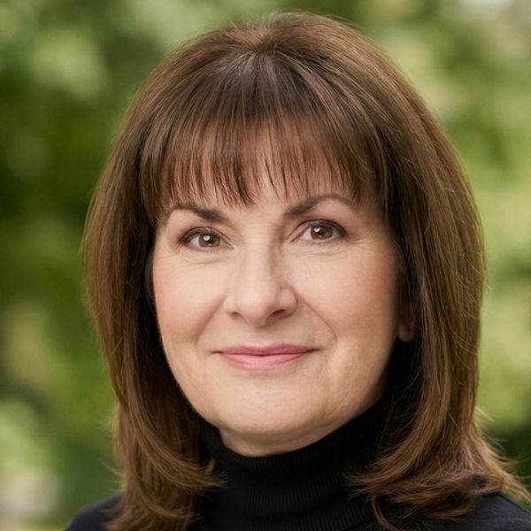 Joanne Morrison, Associate